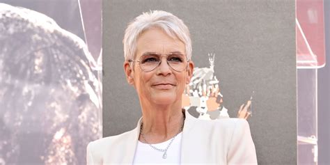 pictures of jamie lee curtis naked|Jamie Lee Curtis Stuns in Naked Spooky Bathtub Throwback。